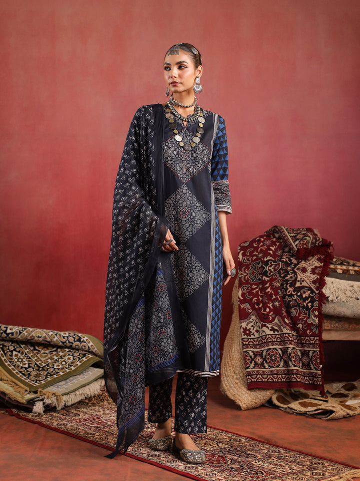 Kaari Sitara | Charcoal Ajrakh Suit Set