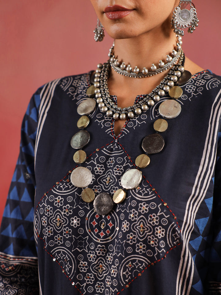 Kaari Sitara | Charcoal Ajrakh Suit Set
