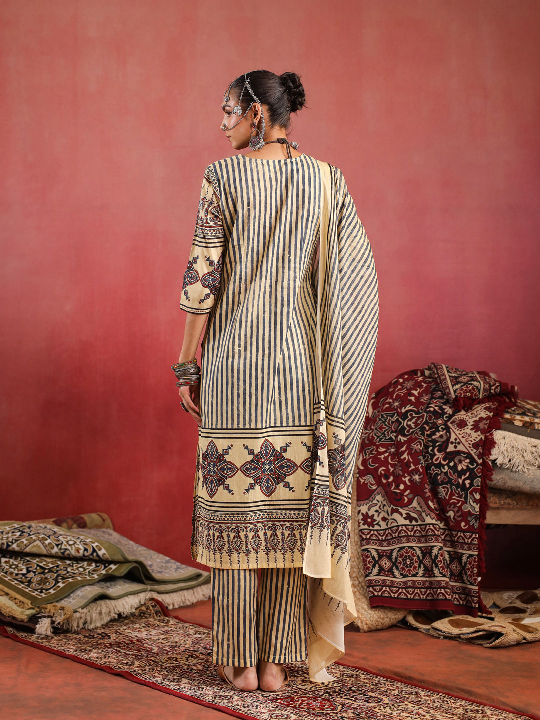 Taabir | Butter Cream Ajrakh Suit Set