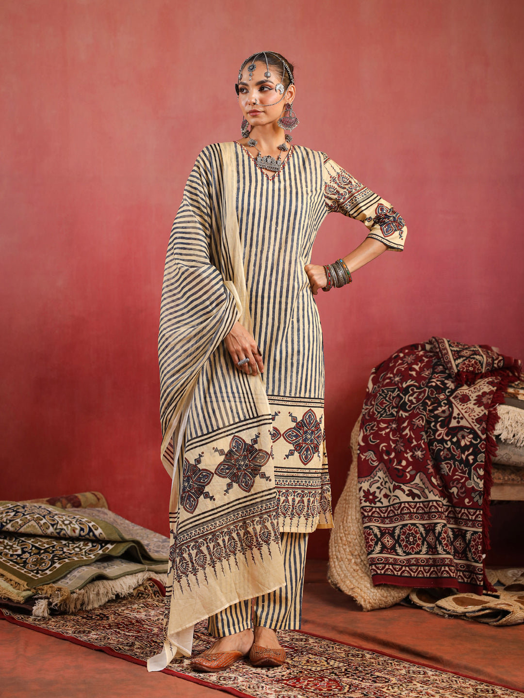 Taabir | Butter Cream Ajrakh Suit Set
