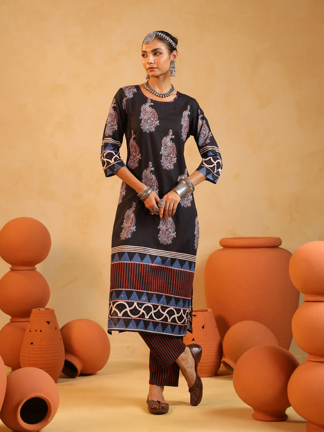 Aabroo | Black Suit Set