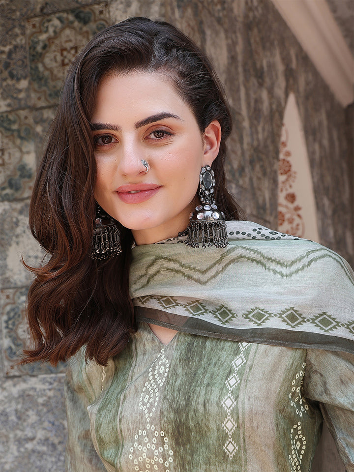 Verdant Grace – Olive Cotton Straight Suit Set