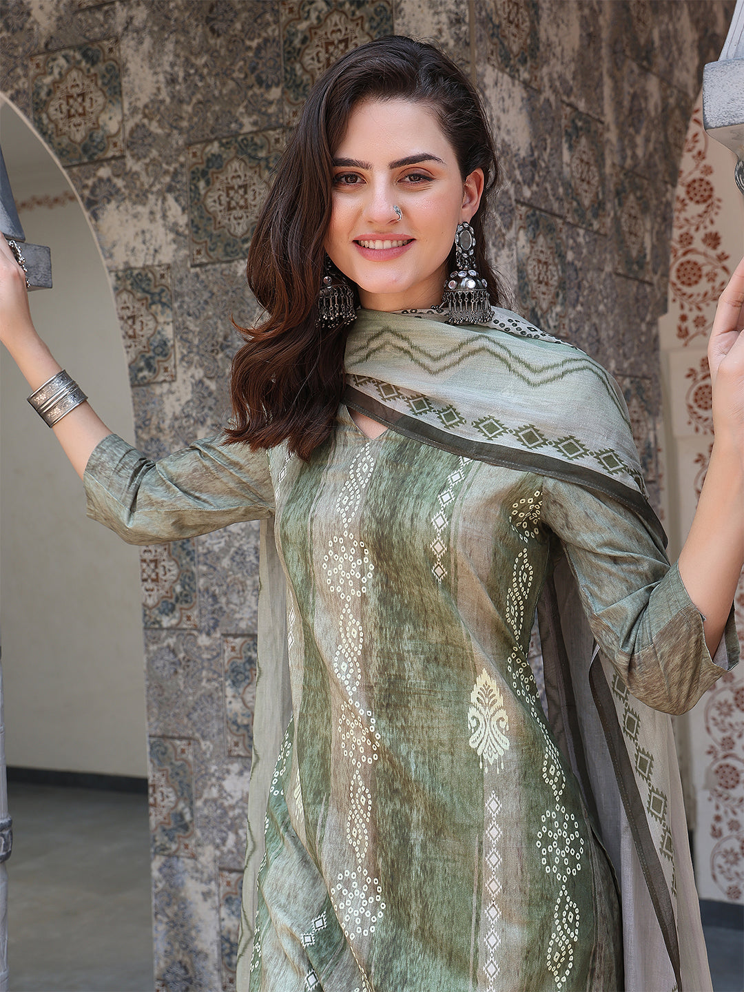 Verdant Grace – Olive Cotton Straight Suit Set