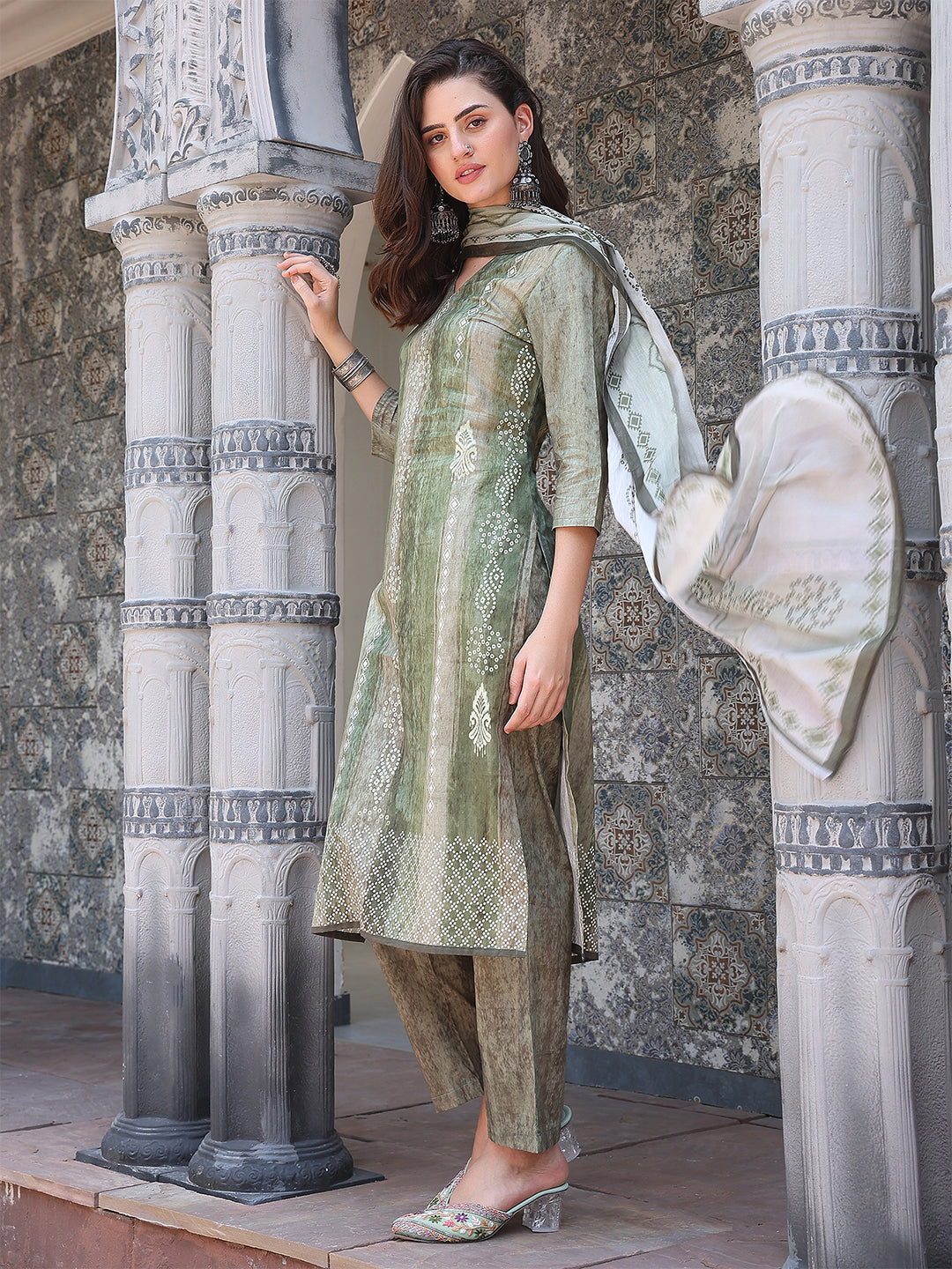 Verdant Grace – Olive Cotton Straight Suit Set