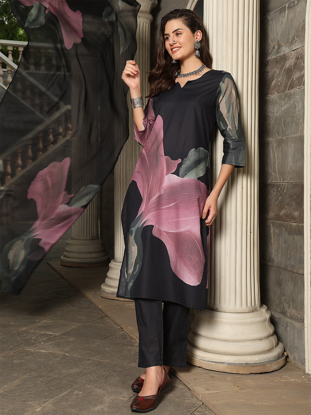 Midnight Petal Straight Suit Set