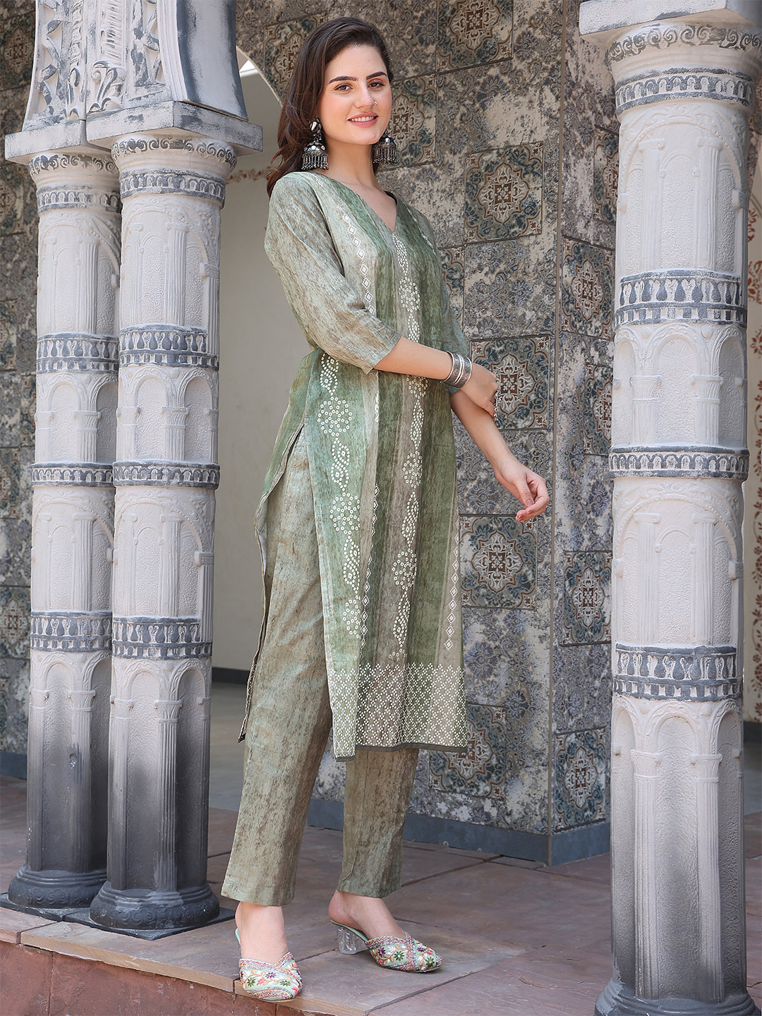Verdant Grace – Olive Cotton Straight Suit Set