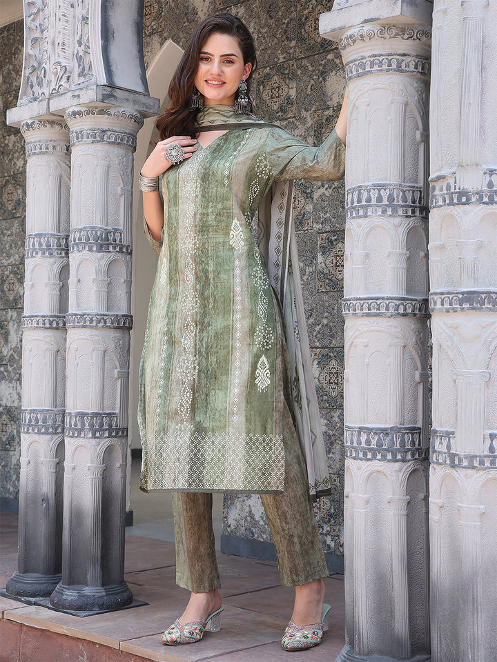 Verdant Grace – Olive Cotton Straight Suit Set