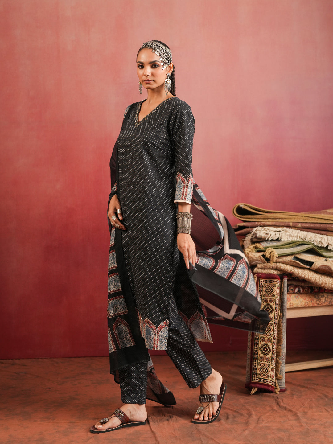 Siyahi Ajrakh Suit Set