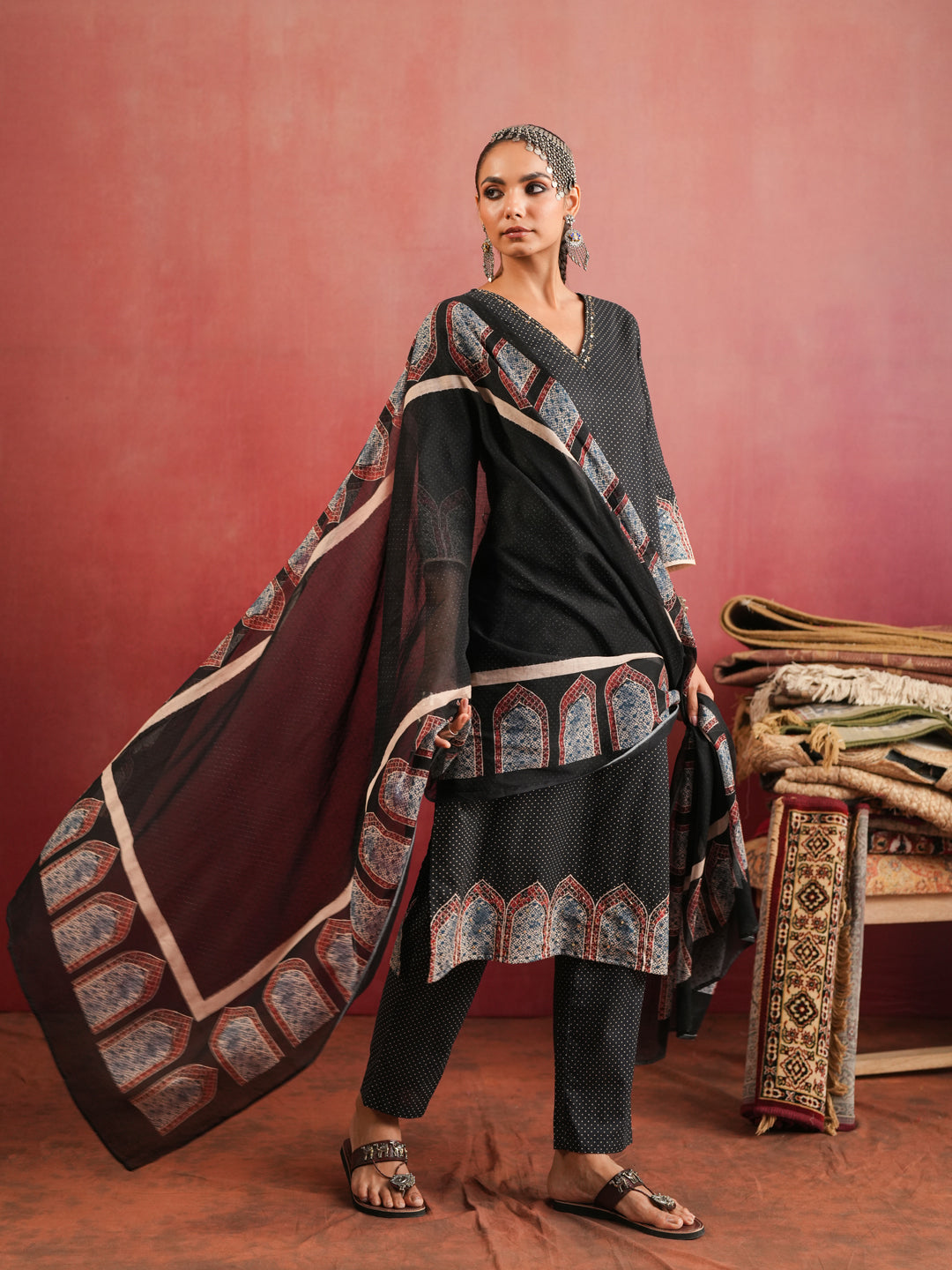 Siyahi Ajrakh Suit Set