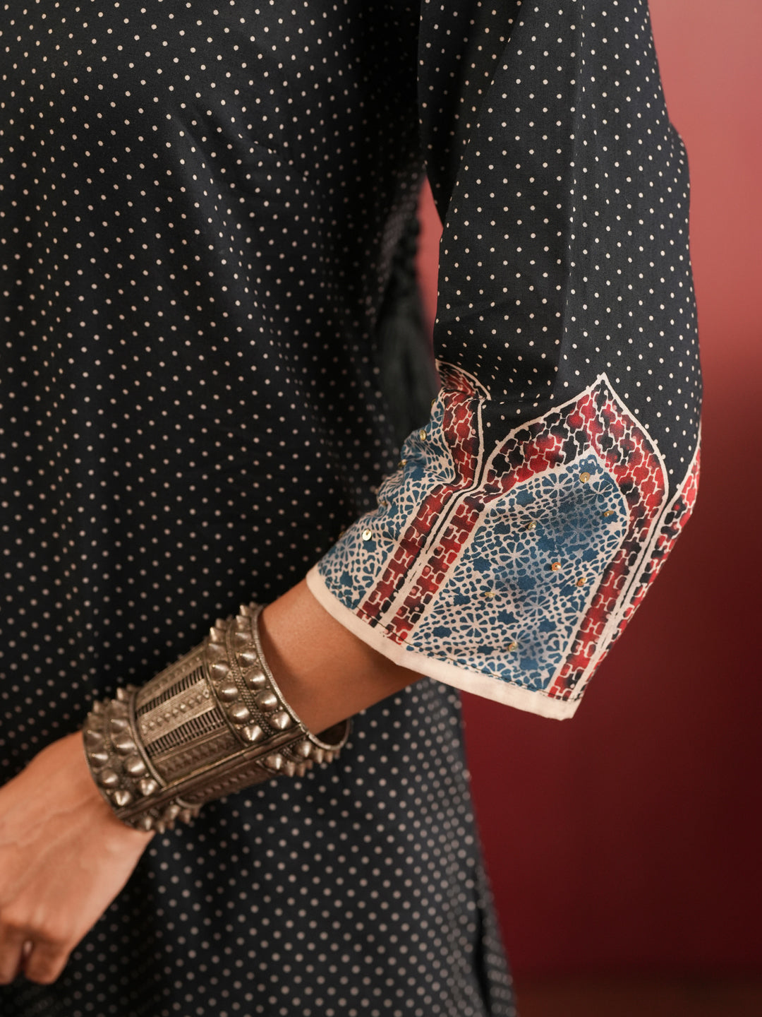 Siyahi Ajrakh Suit Set