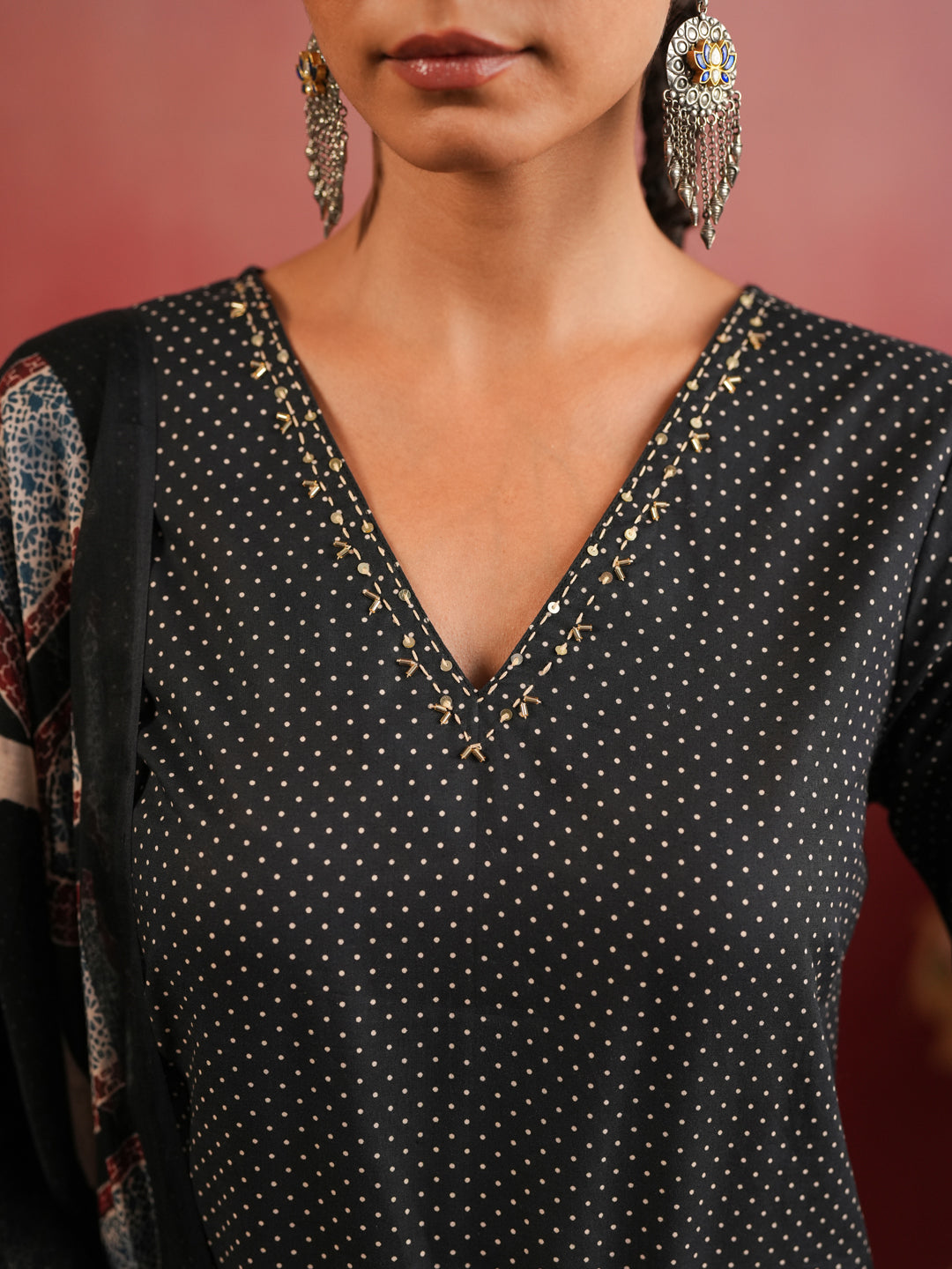 Siyahi Ajrakh Suit Set