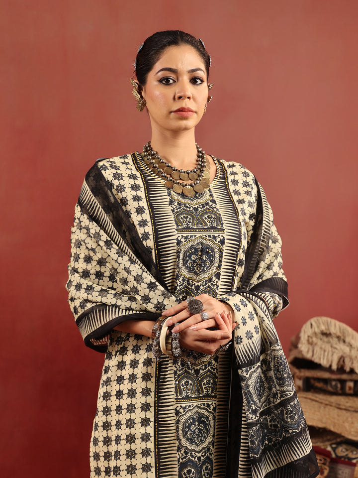Chauras | Ivory Ajrakh Cotton Suit Set