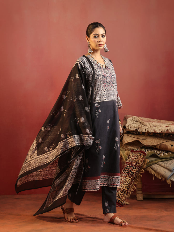 Charvi | Noir Ajrakh Motif Suit Set