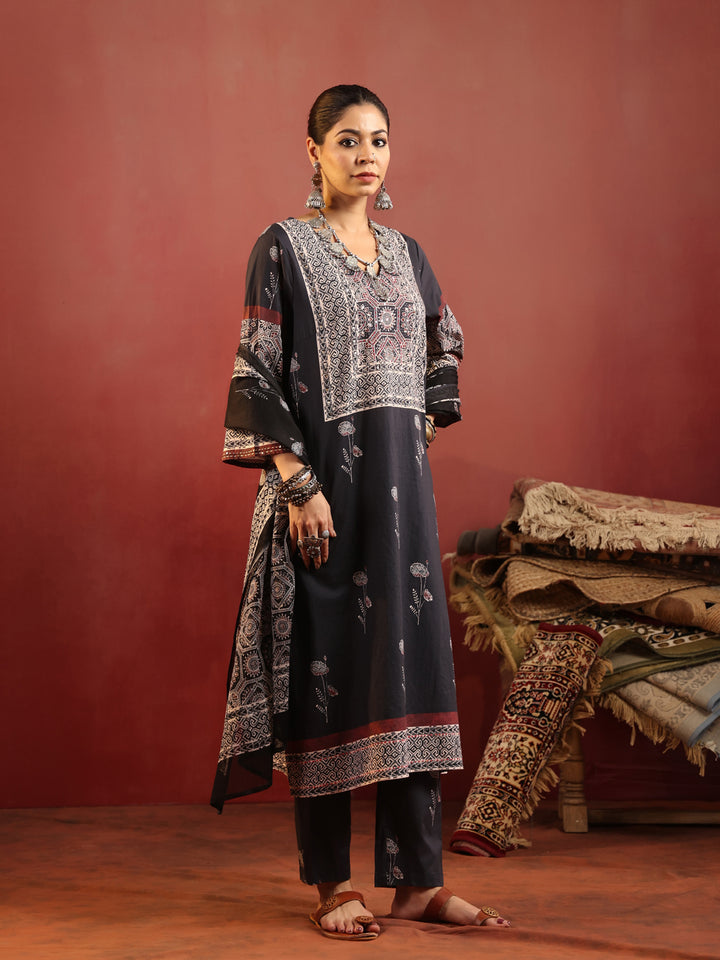 Charvi | Noir Ajrakh Motif Suit Set