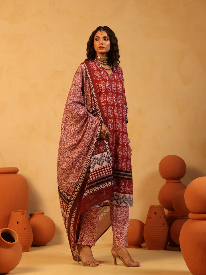 Raag-e-Surkh | Rust Ajrakh Cotton Suit Set