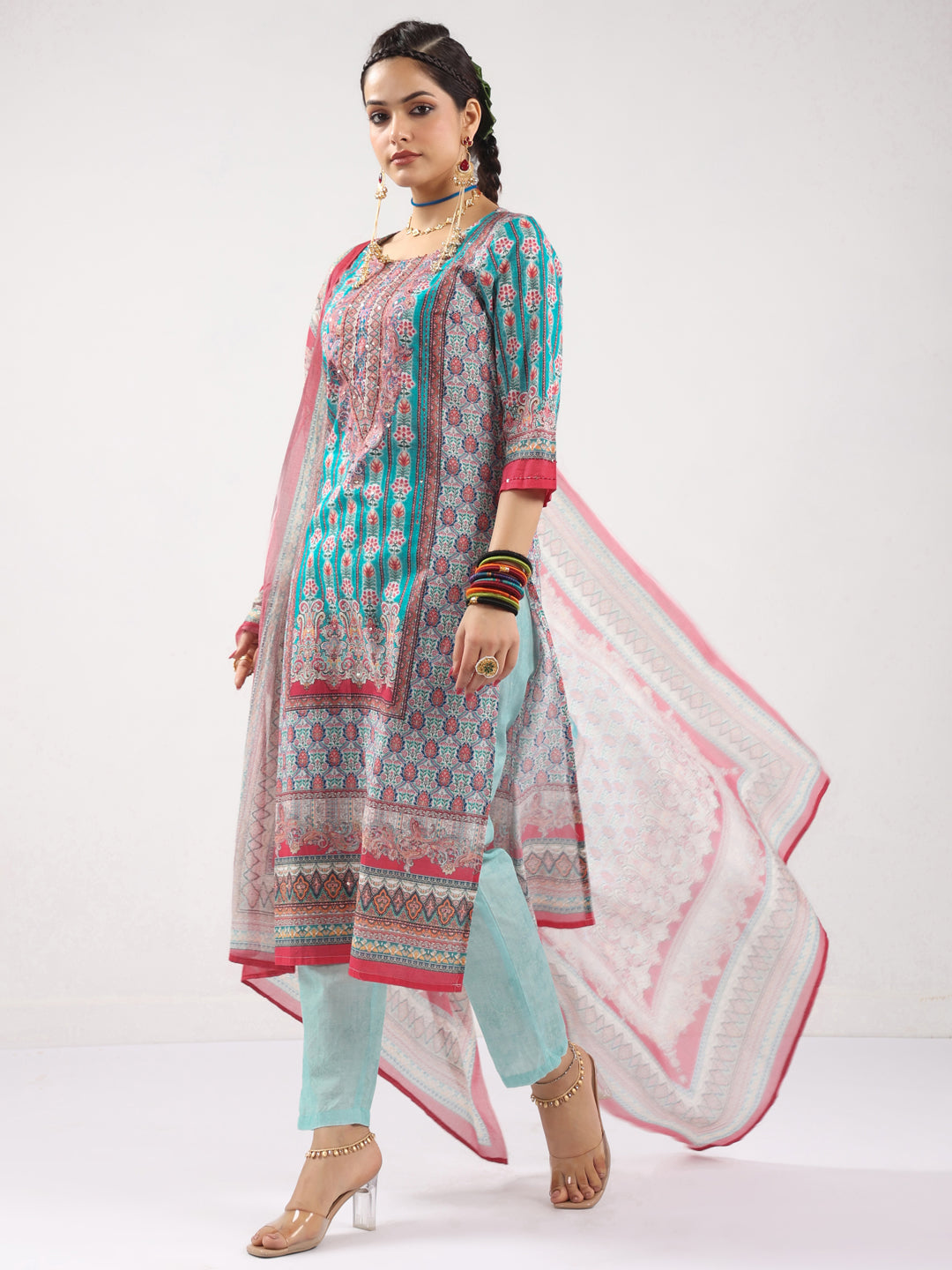 Saaz Straight Suit Set