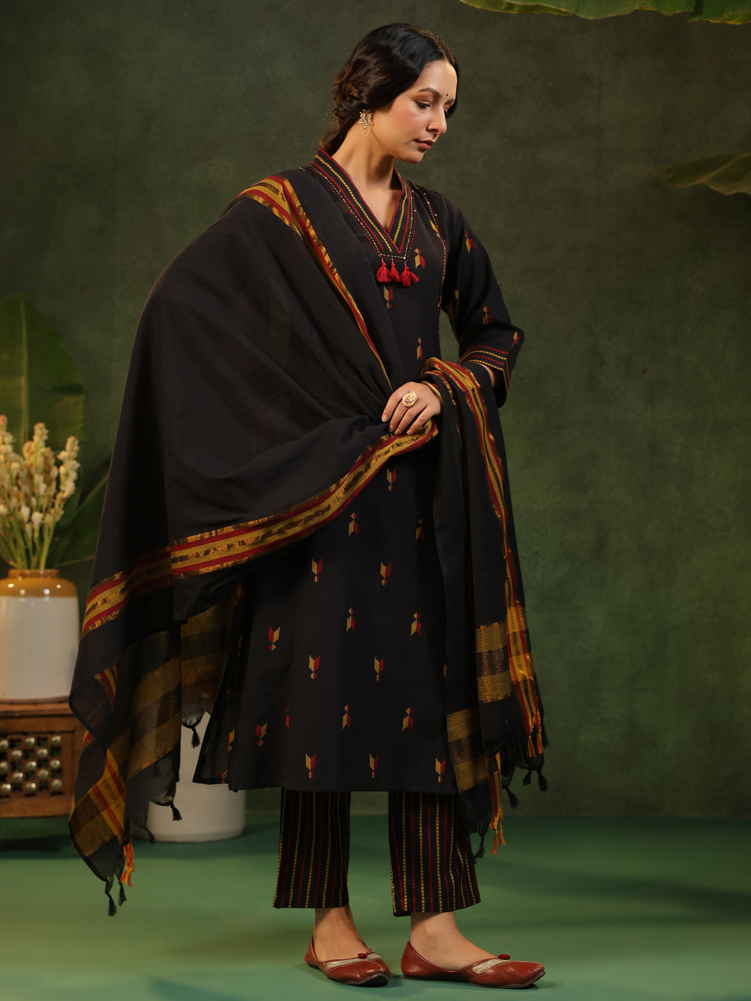 Virasat - Black Handloom Suit Set