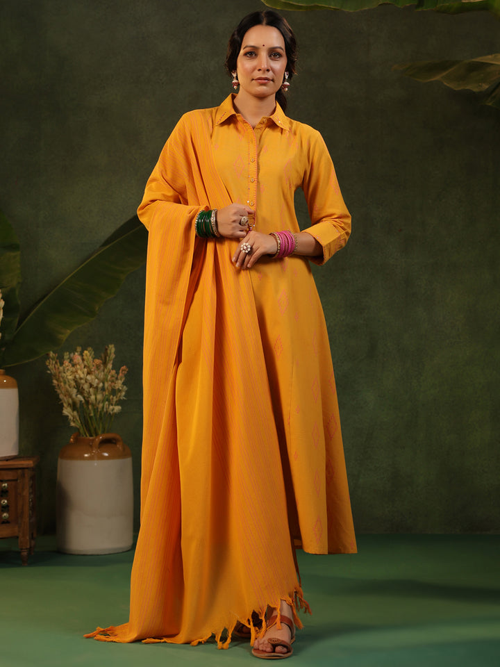 Sangeri - Yellow Handloom Suit Set