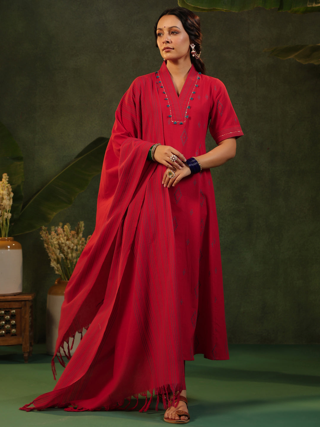Kalki - Red Handloom Suit Set