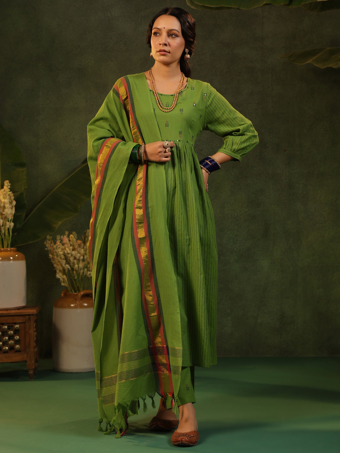 Kavya- Green Handloom Suit Set