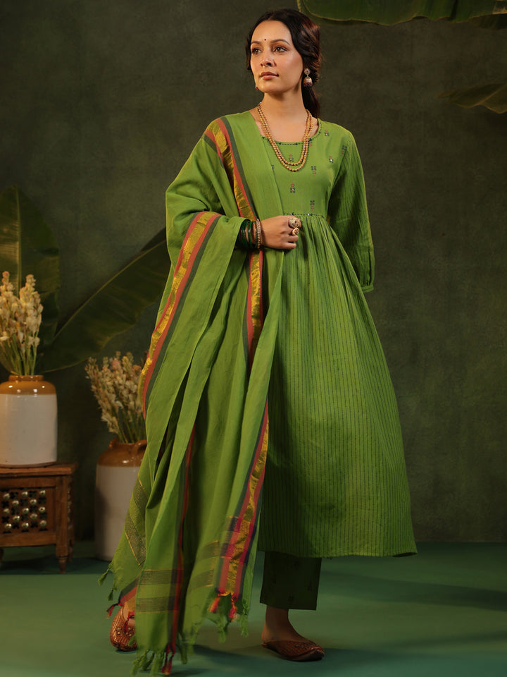 Kavya- Green Handloom Suit Set