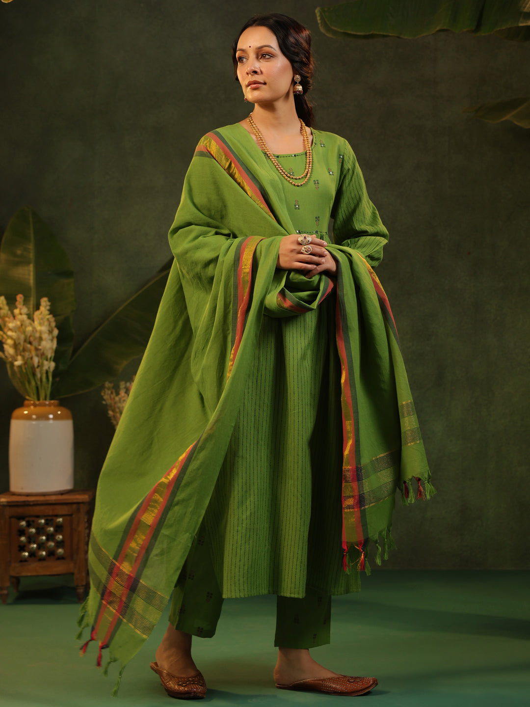 Kavya- Green Handloom Suit Set