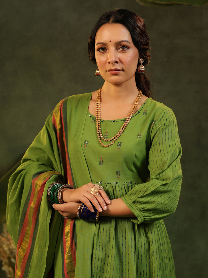 Kavya- Green Handloom Suit Set