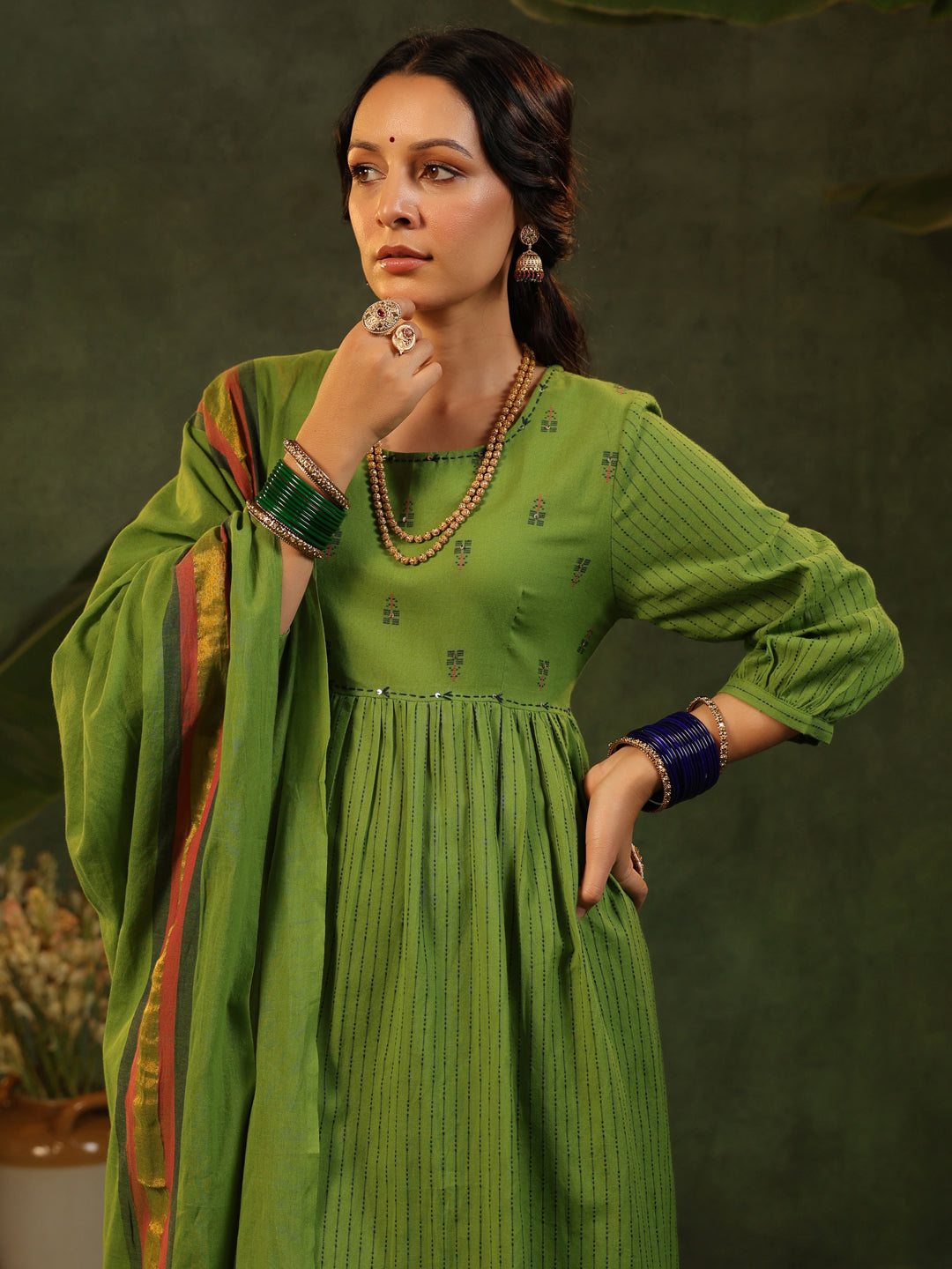 Kavya- Green Handloom Suit Set