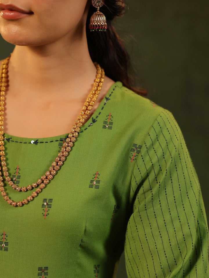 Kavya- Green Handloom Suit Set