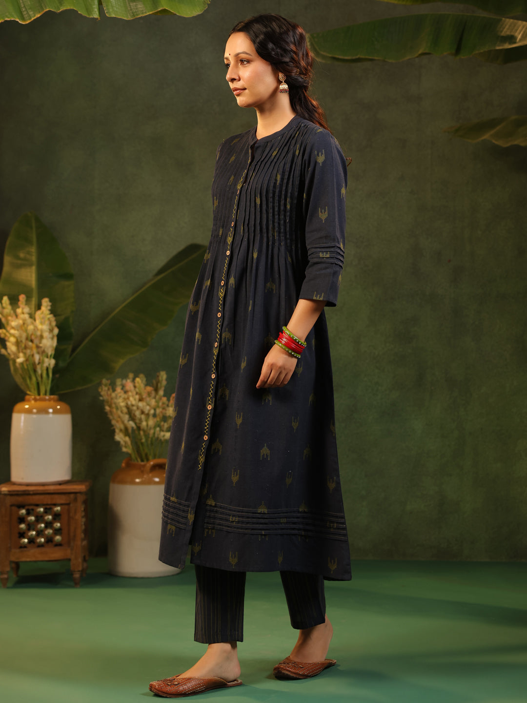 Kajal - Navy Blue Handloom suit set