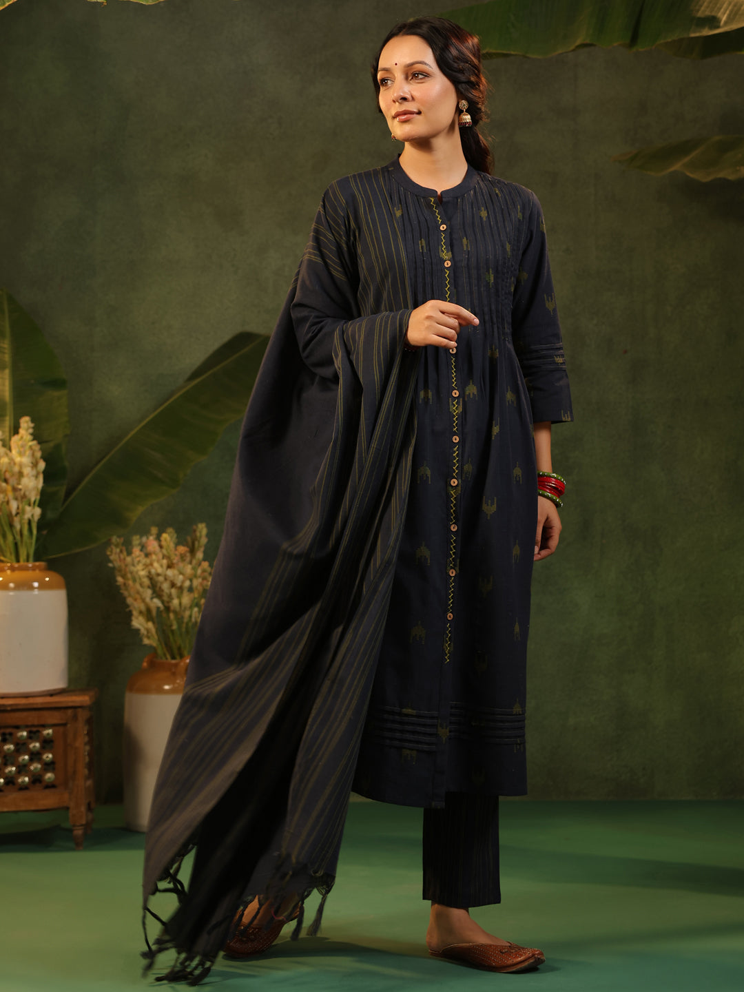 Kajal - Navy Blue Handloom suit set