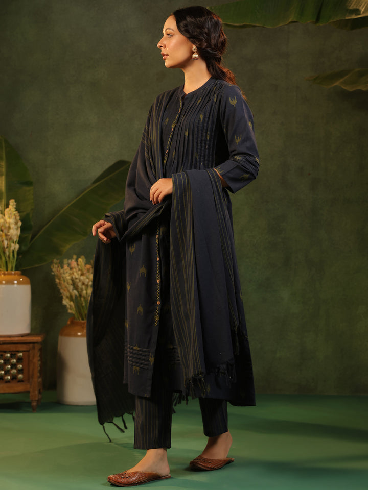 Kajal - Navy Blue Handloom suit set