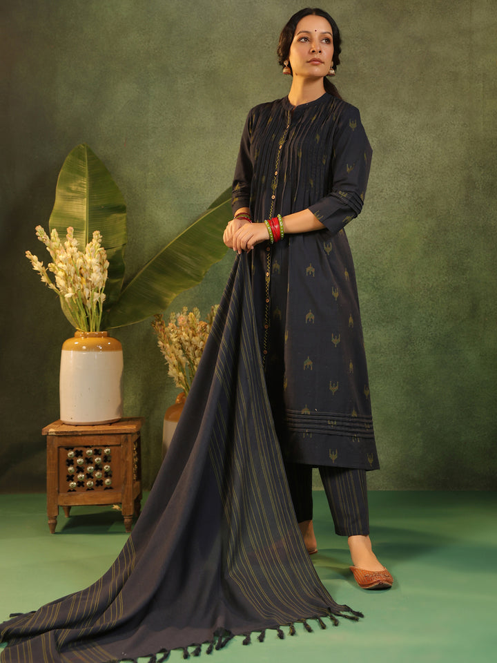 Kajal - Navy Blue Handloom suit set