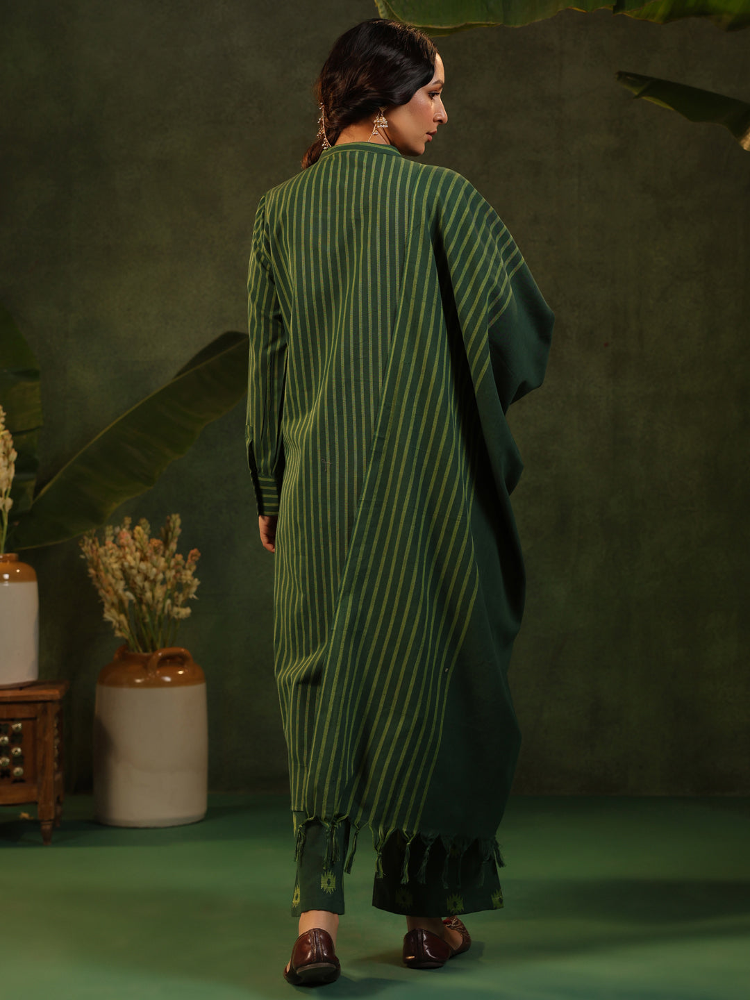 Vanika - Green Handloom Suit set