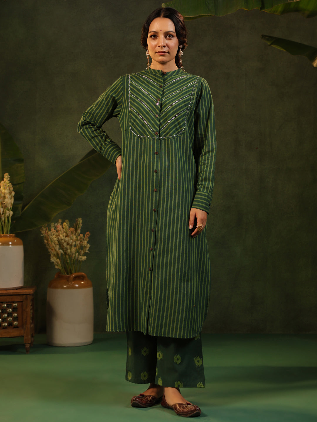 Vanika - Green Handloom Suit set