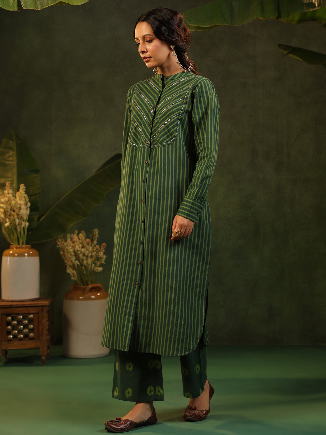 Vanika - Green Handloom Suit set