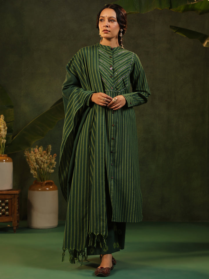 Vanika - Green Handloom Suit set