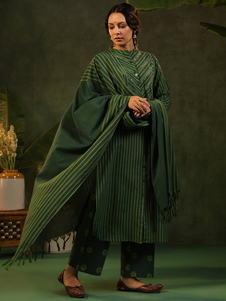 Vanika - Green Handloom Suit set