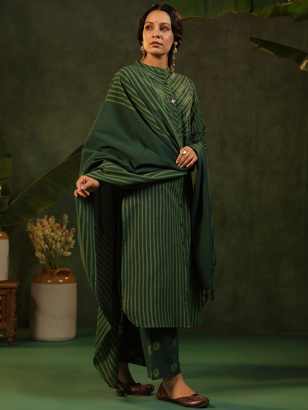 Vanika - Green Handloom Suit set