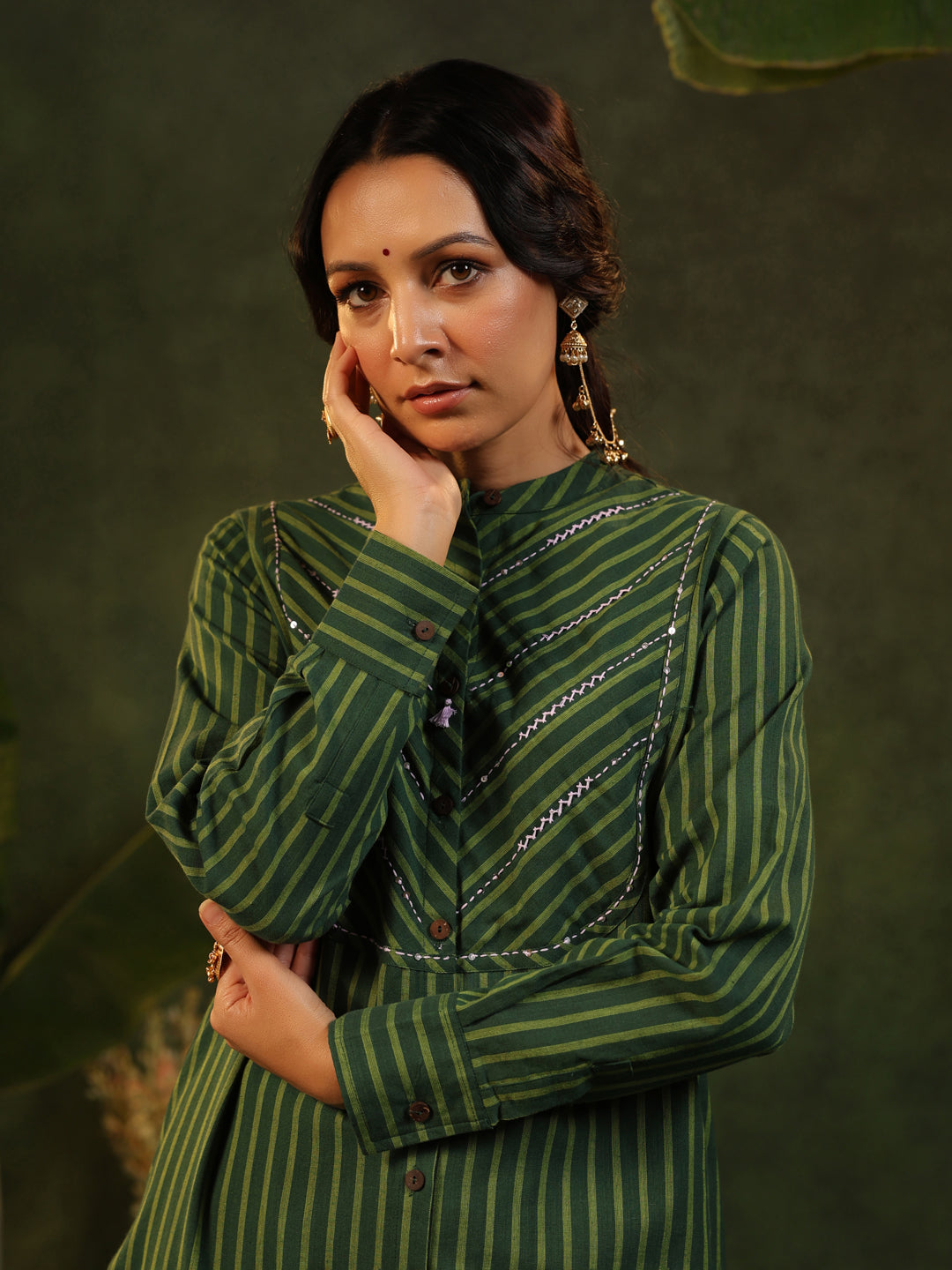 Vanika - Green Handloom Suit set