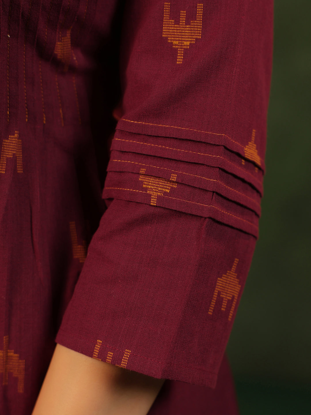 Tamiri - Red Handloom suit set