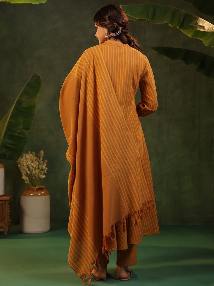 Bhanuja - Mustard yellow Handloom Suit set