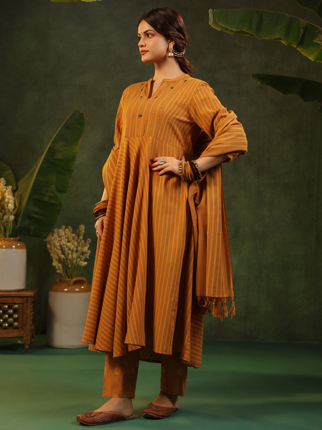 Bhanuja - Mustard yellow Handloom Suit set