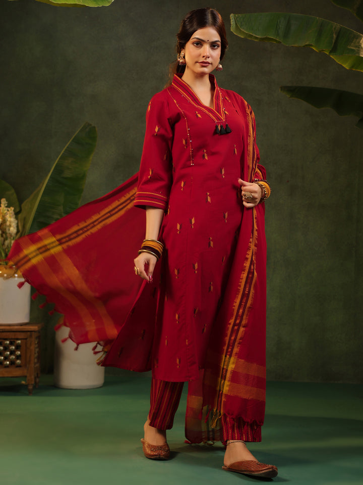 Sindu - Red Handloom suit set
