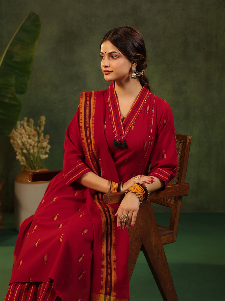 Sindu - Red Handloom suit set