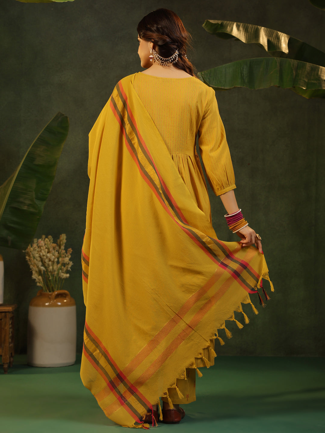 Peetika - Yellow Handloom suit set